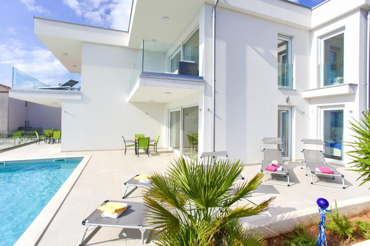 Villa Helines***** Linardici Exterior photo